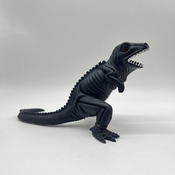 Dinosaur Kaiju 5.5” Chinasaur Black Lizard Plastic Toy Figure Rare Color Plastic - Picture 5 of 7